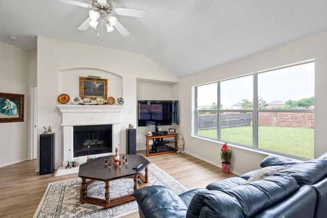 404 Dartmoor Drive, Celina, TX 75009