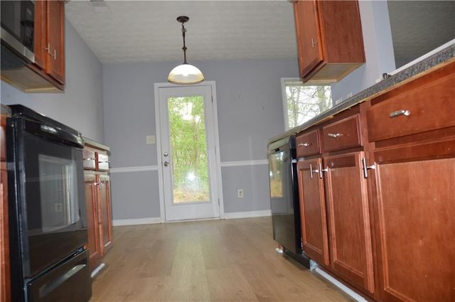 288 Alcovy Walk Drive, Lawrenceville, GA 30045