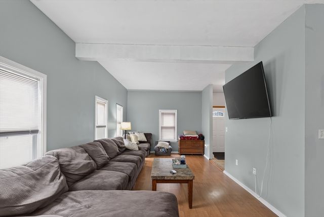45 Forest St, Middleboro, MA 02346