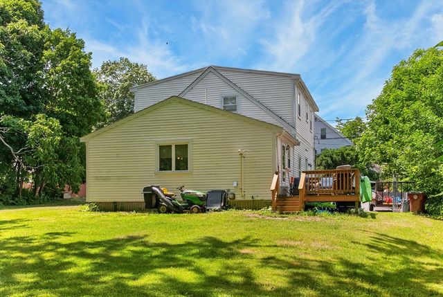 45 Forest St, Middleboro, MA 02346