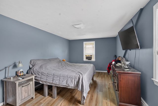45 Forest St, Middleboro, MA 02346