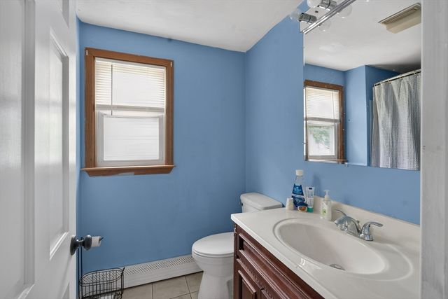 45 Forest St, Middleboro, MA 02346