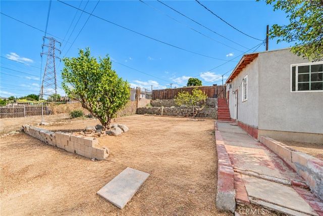 3483 Skylane Drive, Jurupa Valley, CA 92509