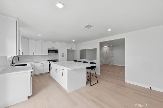 727 Brossard, Thousand Oaks, CA 91360