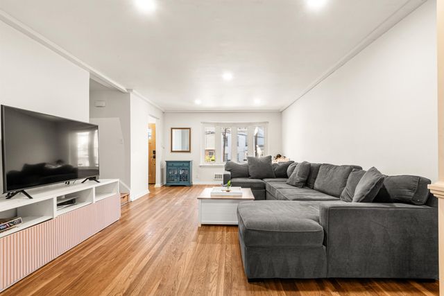 398 FAIRMOUNT AVE, Jc, Journal Square, NJ 07306