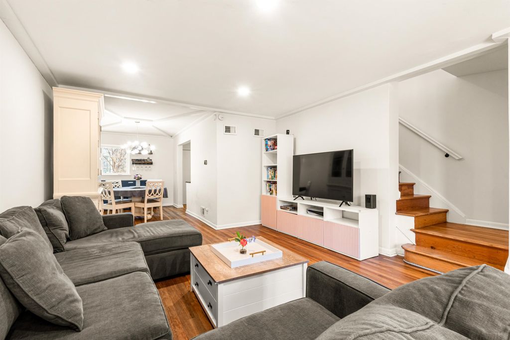 398 FAIRMOUNT AVE, Jc, Journal Square, NJ 07306