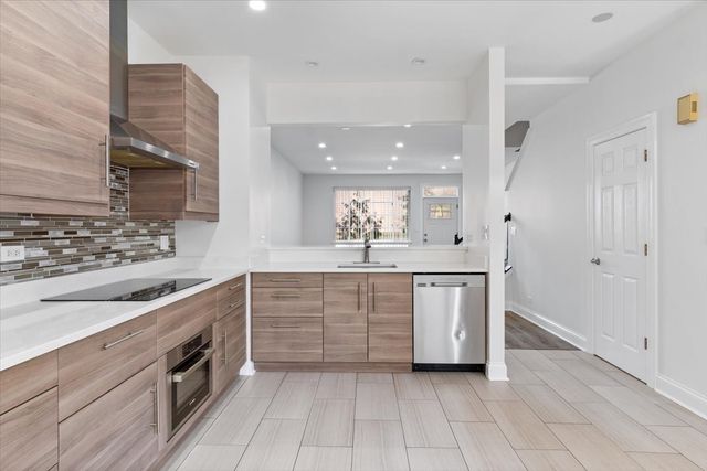 2257 LAKE RIDGE Drive, Glendale Heights, IL 60139