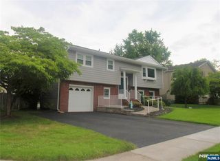 29 Arcadia Road, Pompton Lakes, NJ 07442