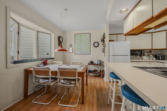 2 Laurel Drive, Old Lyme, CT 06441