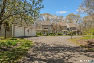 2 Laurel Drive, Old Lyme, CT 06441