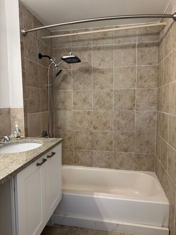22 Hancock St, Malden, MA 02148