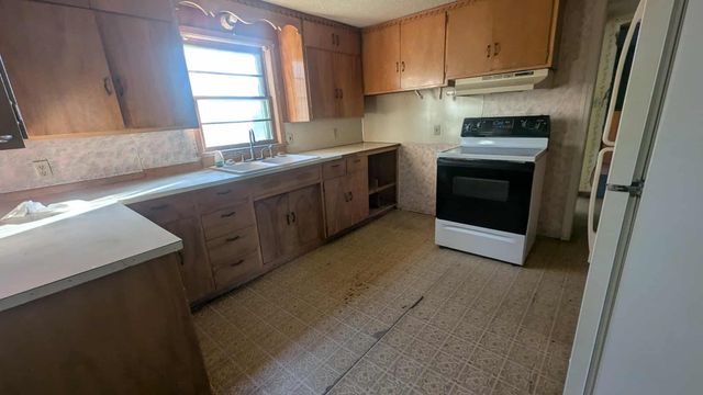 567 6th Street, Buffalo Lake, MN 55314