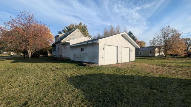 567 6th Street, Buffalo Lake, MN 55314