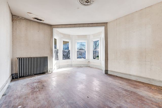 28 Thornton Park, Winthrop, MA 02152