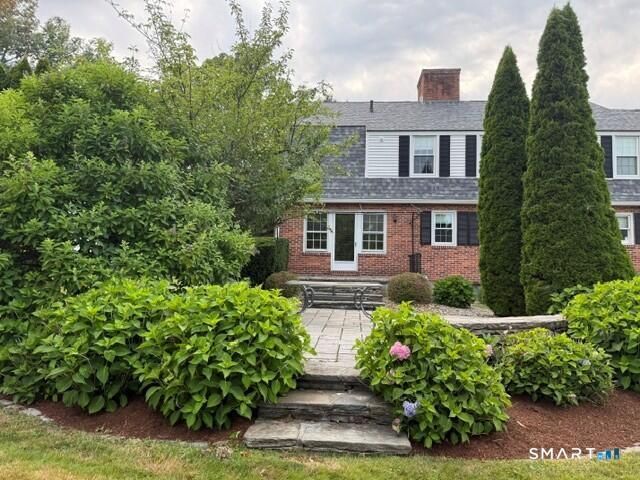 28 Colony Road, West Hartford, CT 06117
