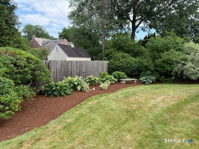 28 Colony Road, West Hartford, CT 06117