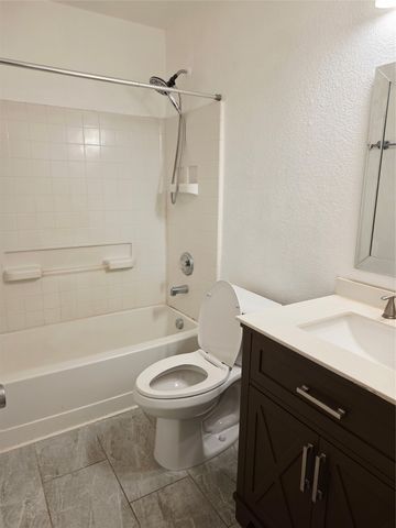 1786 Lago Vista, Little Elm, TX 75068