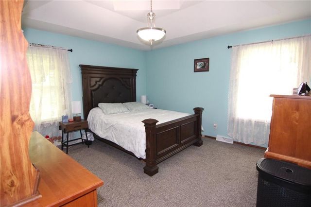 16912 E 170th Court, Belton, MO 64012