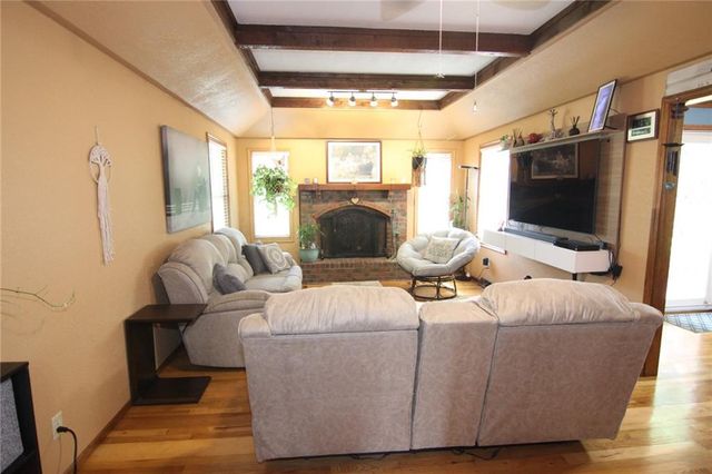 16912 E 170th Court, Belton, MO 64012