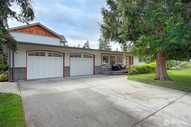 16857 Palatine Avenue N, Shoreline, WA 98133