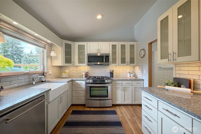 16857 Palatine Avenue N, Shoreline, WA 98133