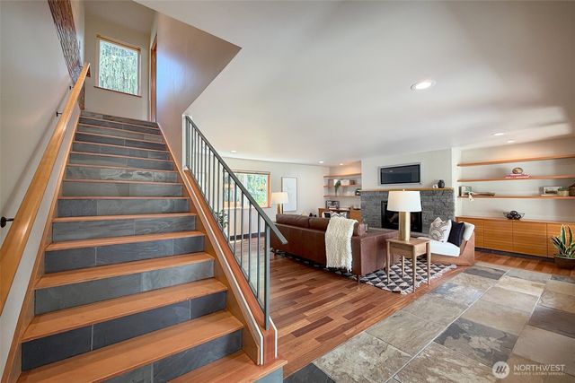 16857 Palatine Avenue N, Shoreline, WA 98133