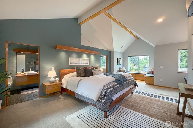 16857 Palatine Avenue N, Shoreline, WA 98133