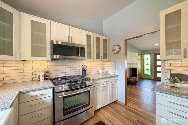 16857 Palatine Avenue N, Shoreline, WA 98133