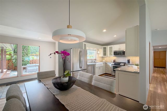16857 Palatine Avenue N, Shoreline, WA 98133