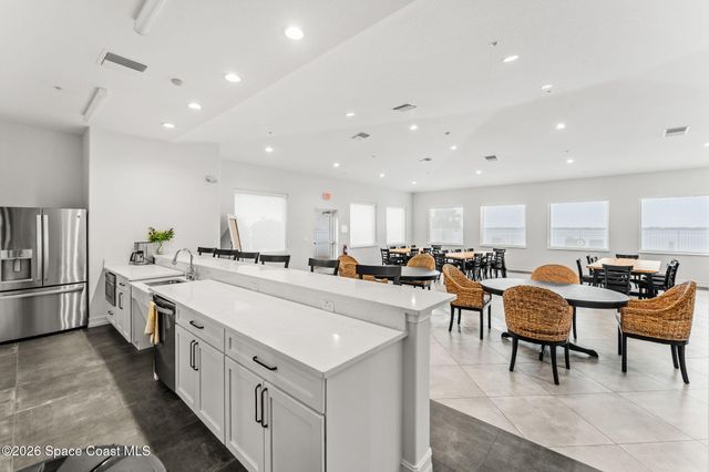 1435 S Harbor City Boulevard 504, Melbourne, FL 32901