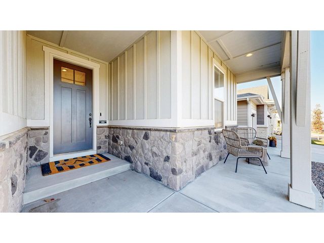 1746 Abundance Dr, Windsor, CO 80550