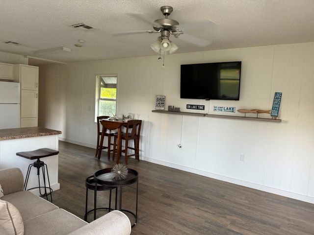 277 Lucy, Livingston, TX 77351