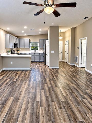 824 VIENNA DRIVE, Winter Haven, FL 33884