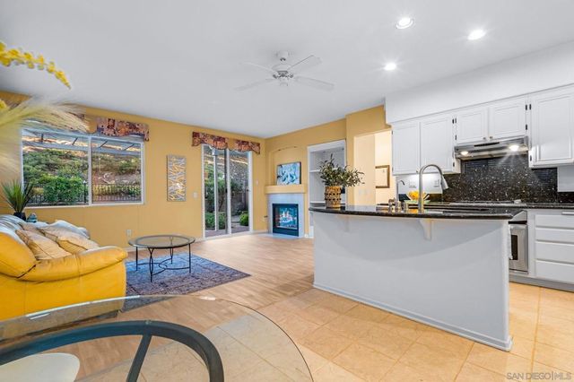 13837 Fontanelle, San Diego, CA 92128