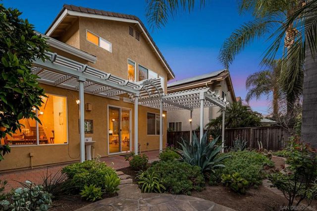 13837 Fontanelle, San Diego, CA 92128