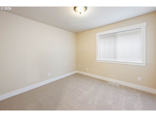 6736 Nw MAYFLOWER Pl, Portland, OR 97229