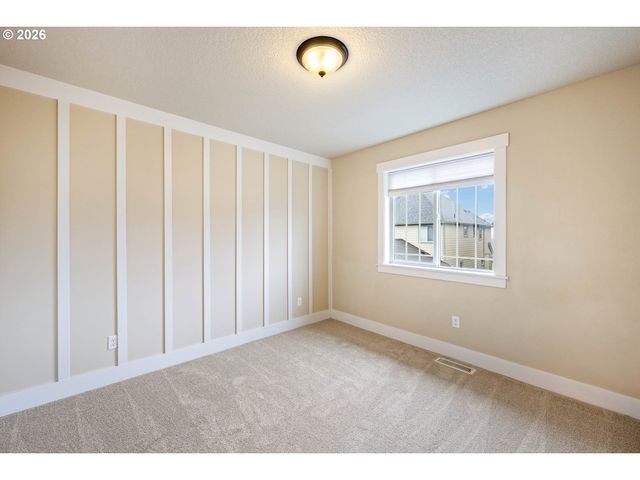 6736 Nw MAYFLOWER Pl, Portland, OR 97229