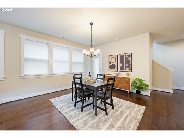 6736 Nw MAYFLOWER Pl, Portland, OR 97229