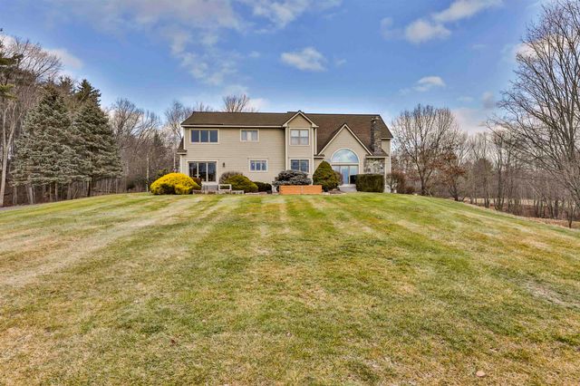 293 Pine Hill Road, Hollis, NH 03049