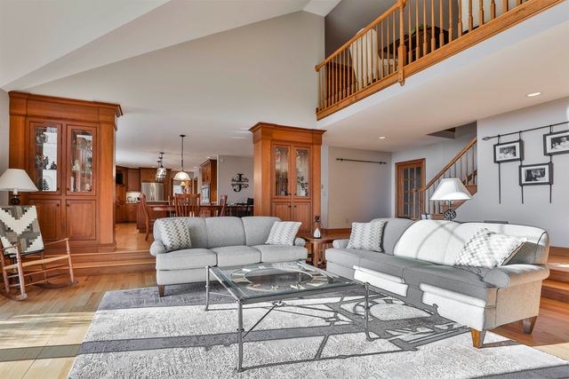 293 Pine Hill Road, Hollis, NH 03049