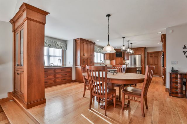 293 Pine Hill Road, Hollis, NH 03049