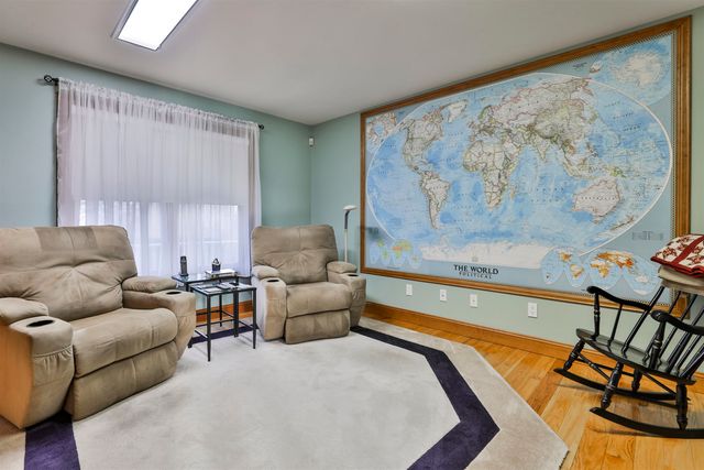 293 Pine Hill Road, Hollis, NH 03049