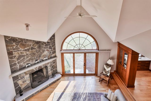 293 Pine Hill Road, Hollis, NH 03049