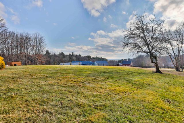 293 Pine Hill Road, Hollis, NH 03049