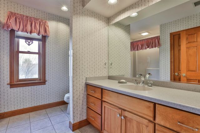 293 Pine Hill Road, Hollis, NH 03049