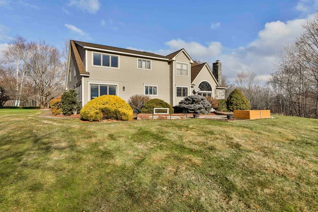 293 Pine Hill Road, Hollis, NH 03049