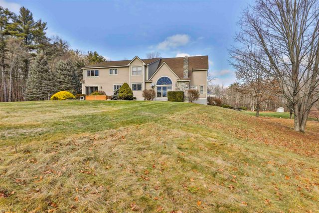 293 Pine Hill Road, Hollis, NH 03049