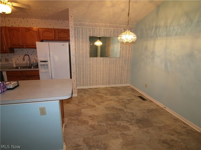 148 Bentley Drive, Elyria, OH 44035