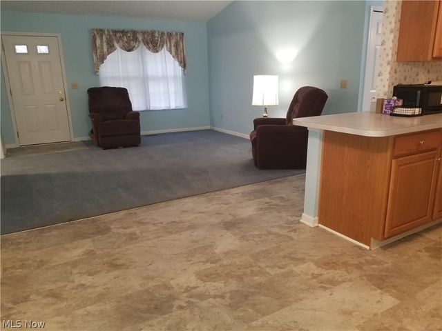 148 Bentley Drive, Elyria, OH 44035