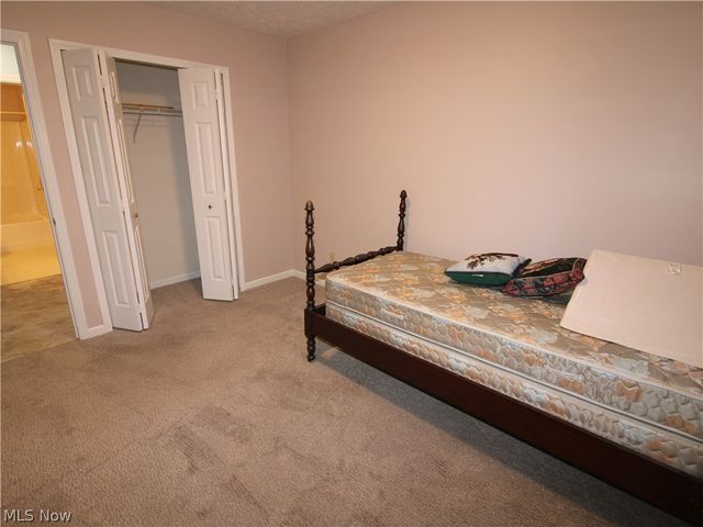 148 Bentley Drive, Elyria, OH 44035